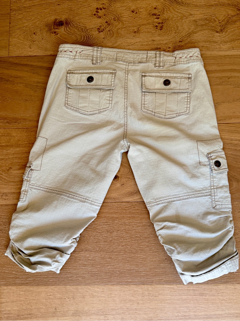 VTG Nori Y2K Khaki Cargo Capri Shorts Pants Cinched Knee Multi-Pocket Snap Wm 3 - Picture 2 of 10